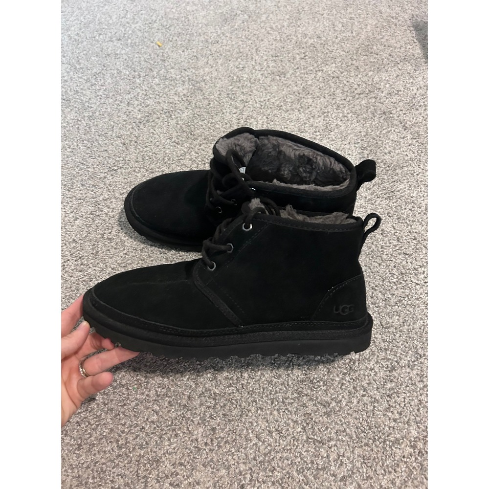 UGG Neumel Mens Black Suede Shearling Lined Chukka Boots 3236 Size 10